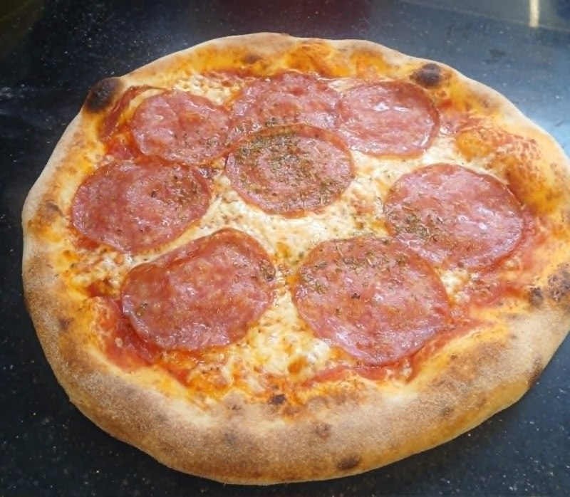 Pizza Salami