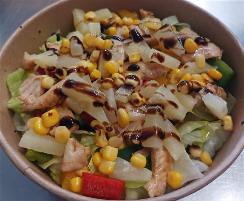 Hühnersalat Hawaii
